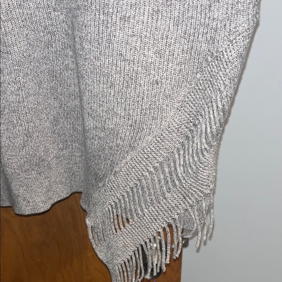 NIC+ZOE size XL Gray Sweater with Fringe Detail - Picture 4 of 7